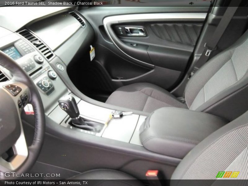 Shadow Black / Charcoal Black 2016 Ford Taurus SEL