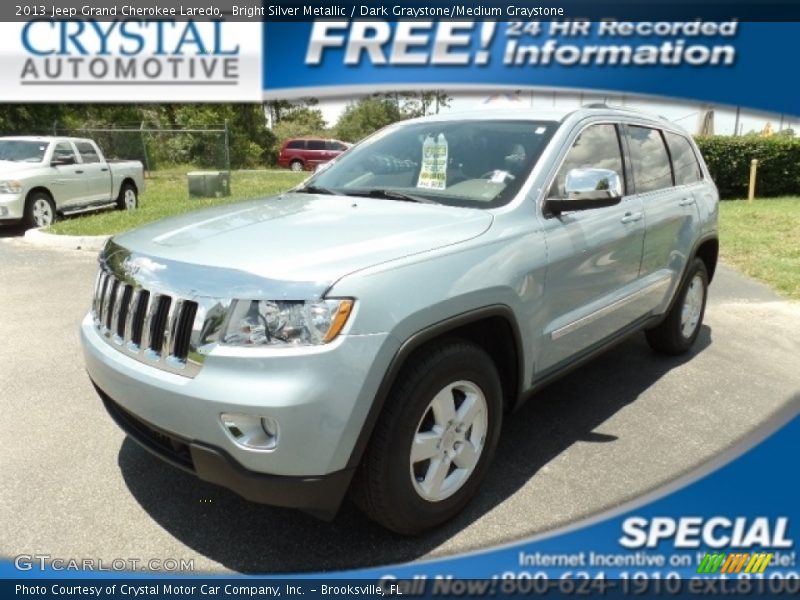 Bright Silver Metallic / Dark Graystone/Medium Graystone 2013 Jeep Grand Cherokee Laredo