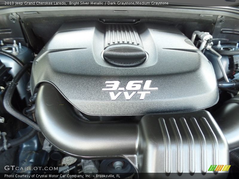 Bright Silver Metallic / Dark Graystone/Medium Graystone 2013 Jeep Grand Cherokee Laredo