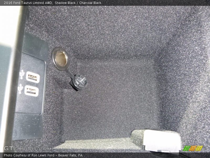 Shadow Black / Charcoal Black 2016 Ford Taurus Limited AWD
