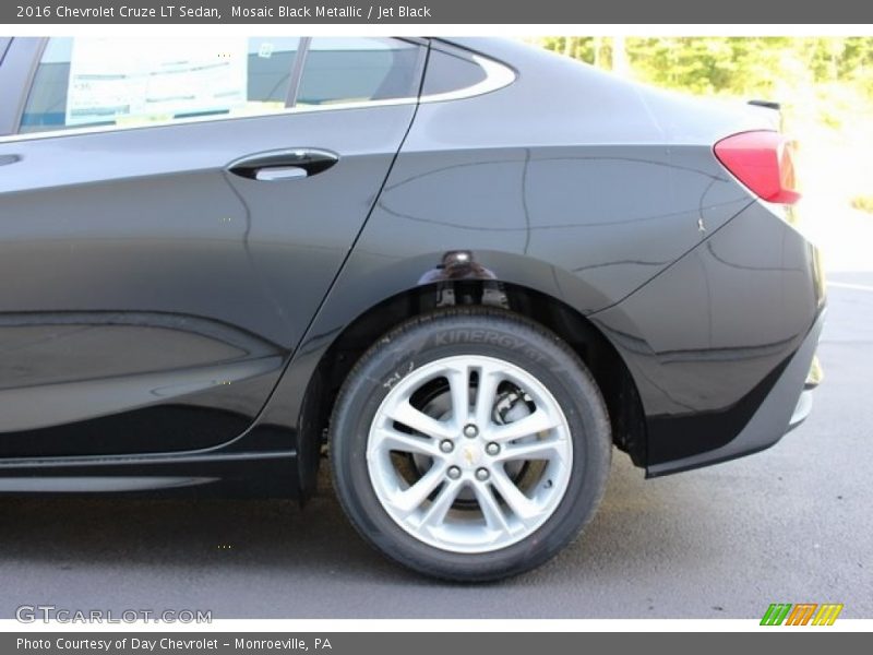 Mosaic Black Metallic / Jet Black 2016 Chevrolet Cruze LT Sedan