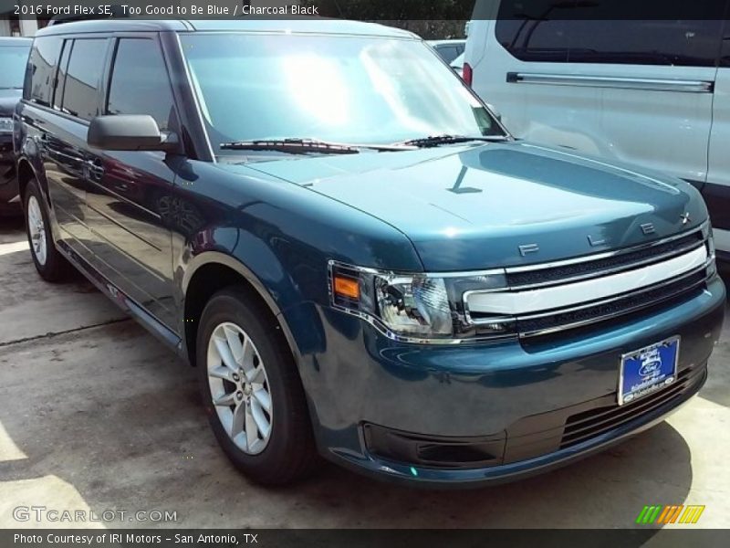 Too Good to Be Blue / Charcoal Black 2016 Ford Flex SE