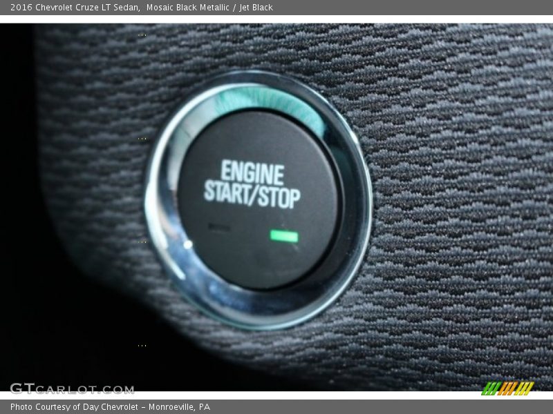 Mosaic Black Metallic / Jet Black 2016 Chevrolet Cruze LT Sedan