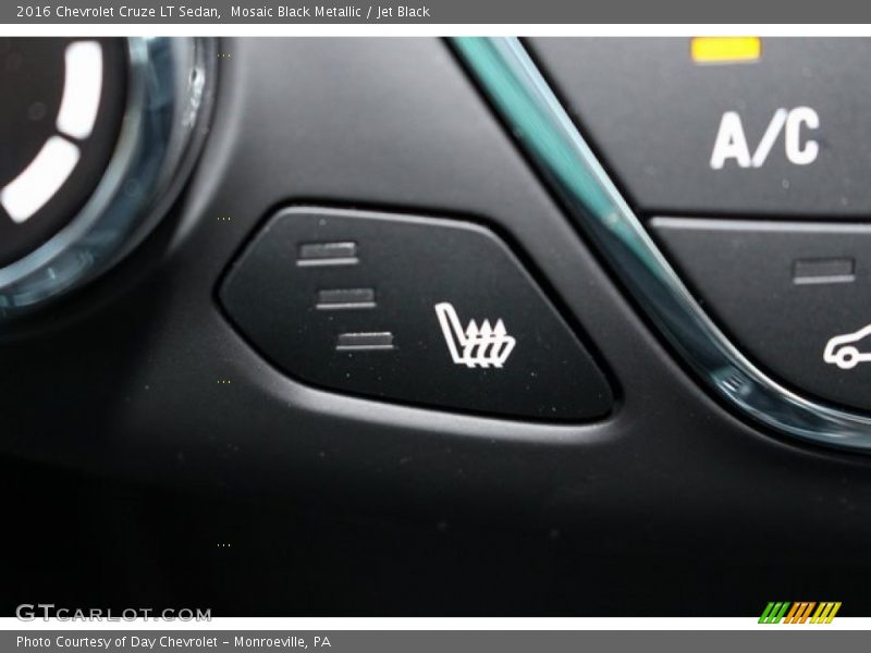 Mosaic Black Metallic / Jet Black 2016 Chevrolet Cruze LT Sedan