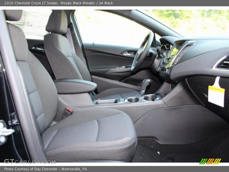 Mosaic Black Metallic / Jet Black 2016 Chevrolet Cruze LT Sedan
