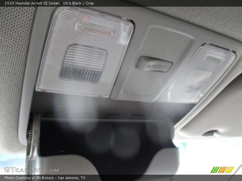 Ultra Black / Gray 2016 Hyundai Accent SE Sedan