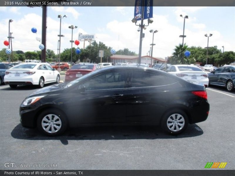 Ultra Black / Gray 2016 Hyundai Accent SE Sedan