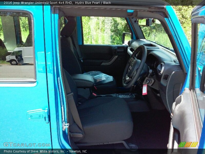 Hydro Blue Pearl / Black 2016 Jeep Wrangler Unlimited Sport 4x4 RHD