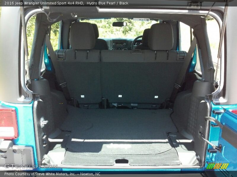 Hydro Blue Pearl / Black 2016 Jeep Wrangler Unlimited Sport 4x4 RHD