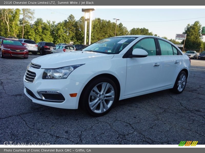 Summit White / Jet Black 2016 Chevrolet Cruze Limited LTZ