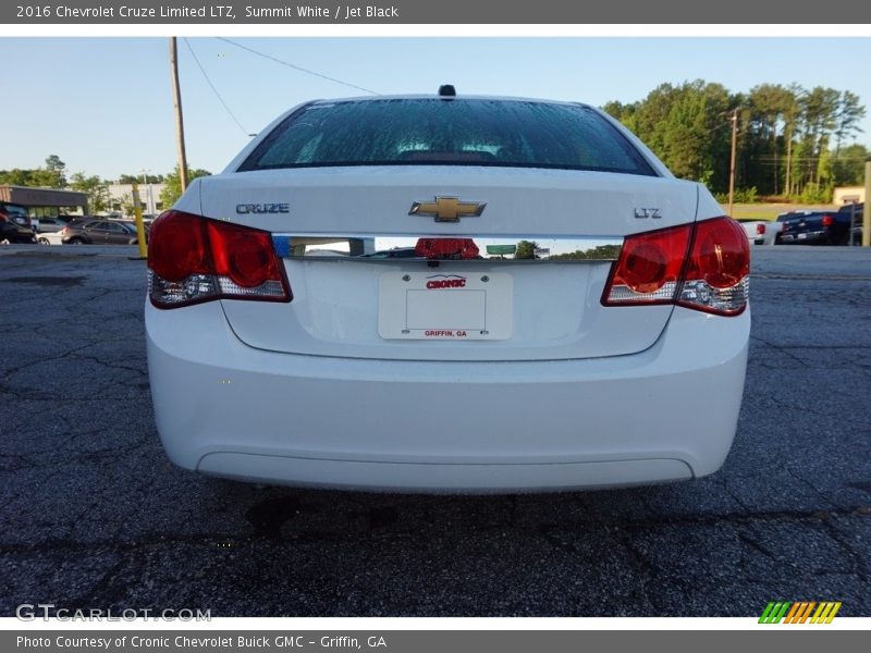 Summit White / Jet Black 2016 Chevrolet Cruze Limited LTZ