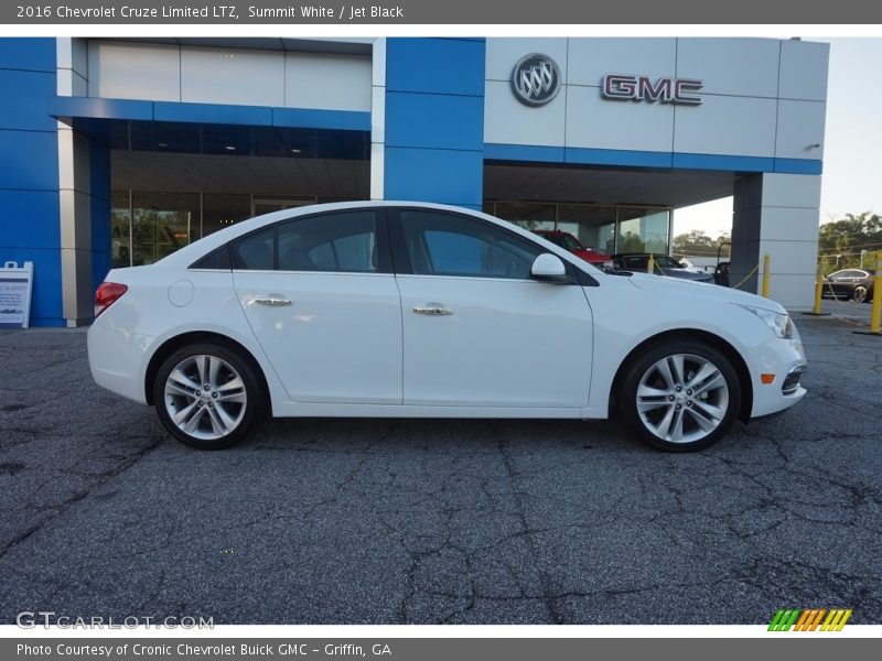 Summit White / Jet Black 2016 Chevrolet Cruze Limited LTZ