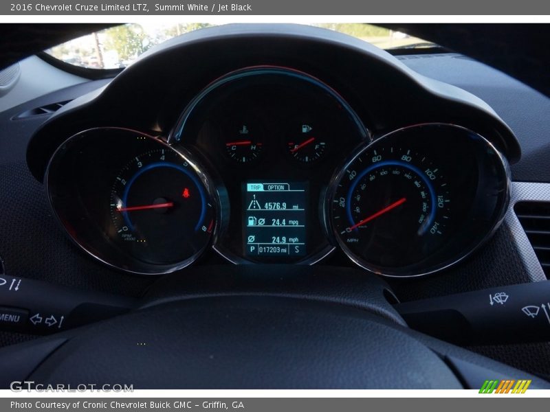 Summit White / Jet Black 2016 Chevrolet Cruze Limited LTZ