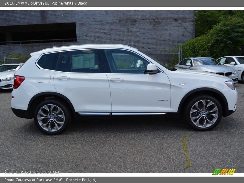 Alpine White / Black 2016 BMW X3 xDrive28i