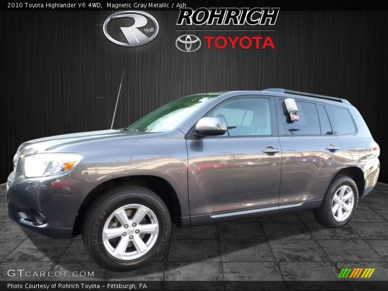Magnetic Gray Metallic / Ash 2010 Toyota Highlander V6 4WD