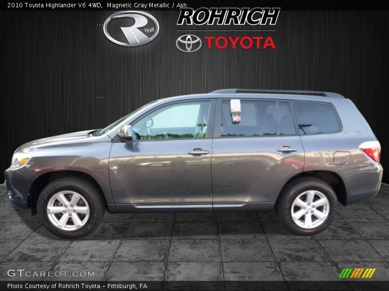 Magnetic Gray Metallic / Ash 2010 Toyota Highlander V6 4WD