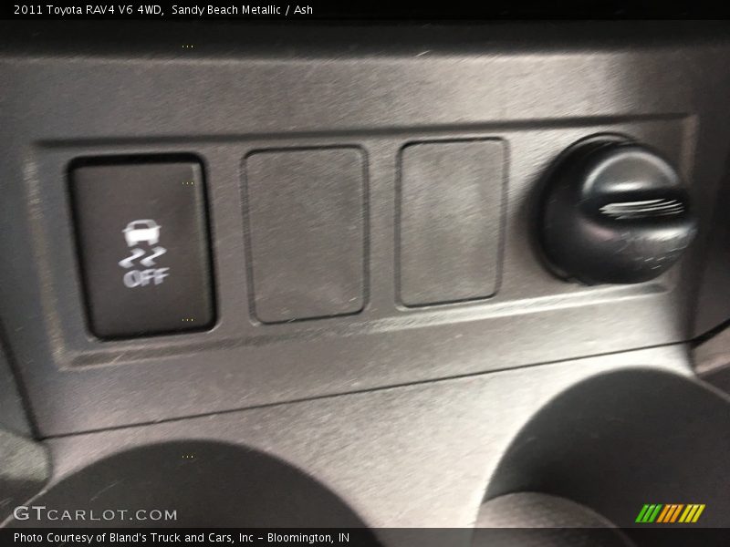 Sandy Beach Metallic / Ash 2011 Toyota RAV4 V6 4WD