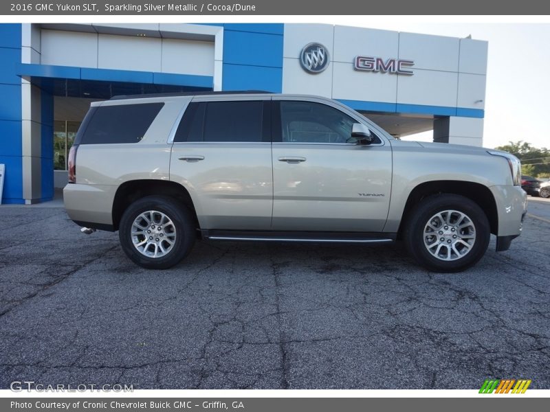 Sparkling Silver Metallic / Cocoa/Dune 2016 GMC Yukon SLT