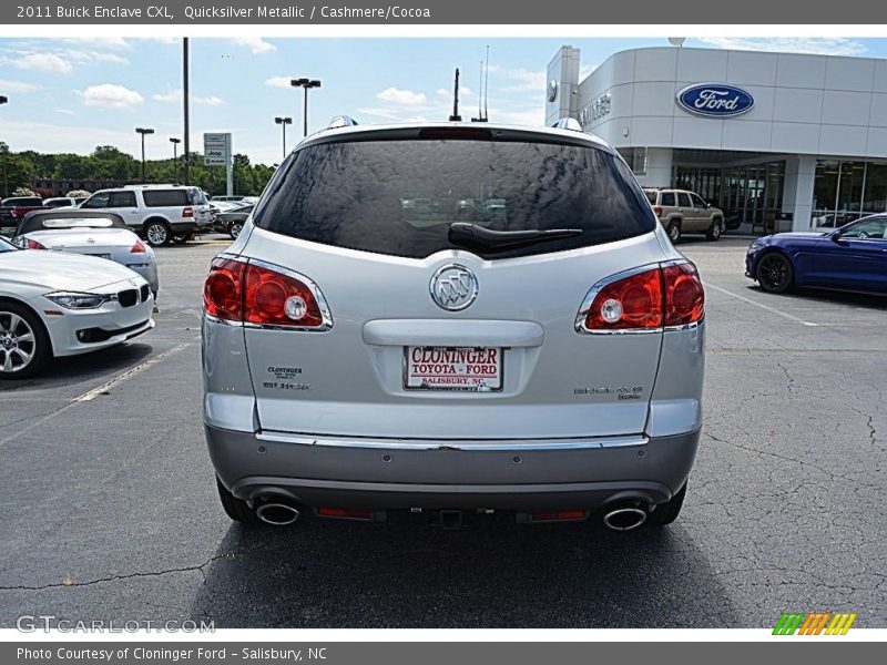 Quicksilver Metallic / Cashmere/Cocoa 2011 Buick Enclave CXL