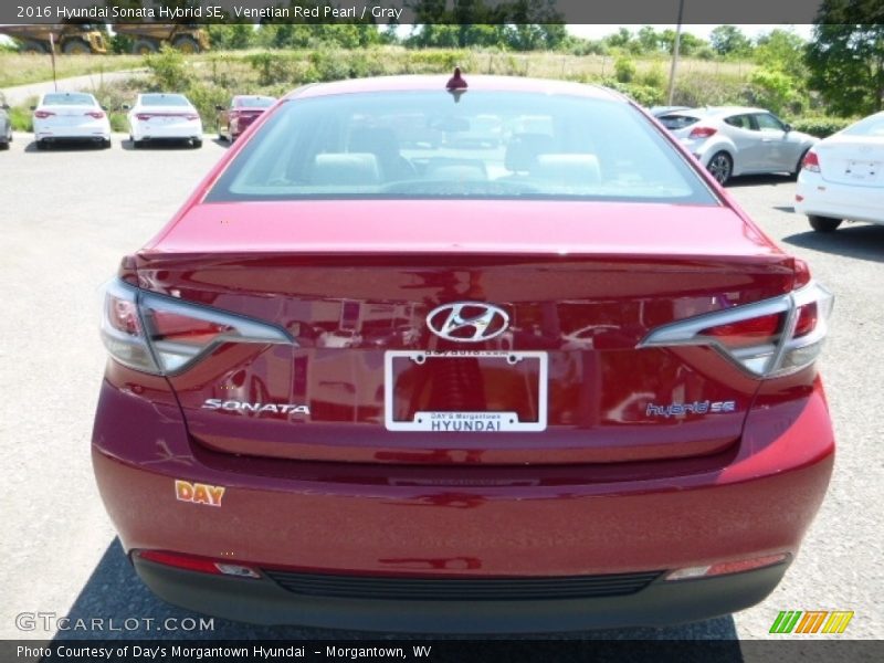 Venetian Red Pearl / Gray 2016 Hyundai Sonata Hybrid SE