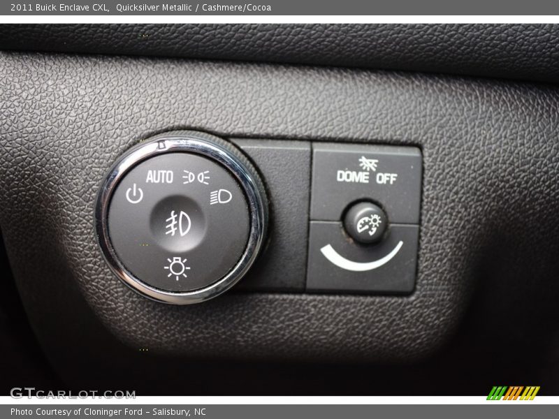 Quicksilver Metallic / Cashmere/Cocoa 2011 Buick Enclave CXL