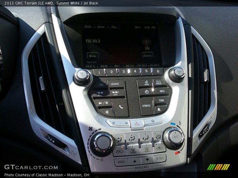 Summit White / Jet Black 2013 GMC Terrain SLE AWD