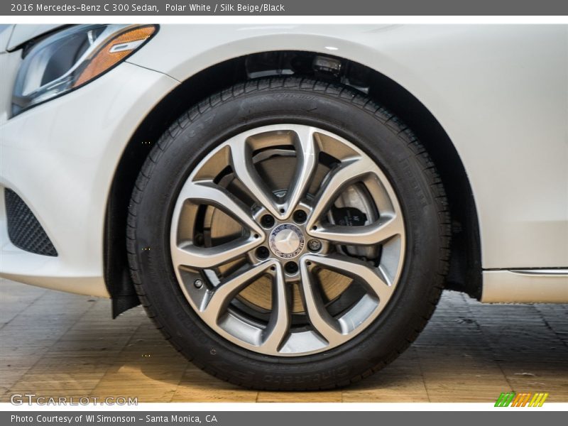 Polar White / Silk Beige/Black 2016 Mercedes-Benz C 300 Sedan