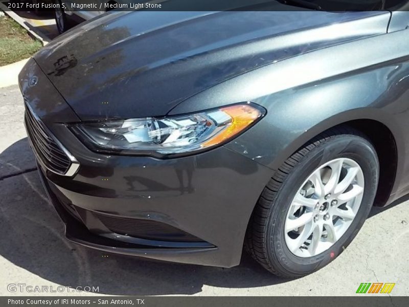 Magnetic / Medium Light Stone 2017 Ford Fusion S