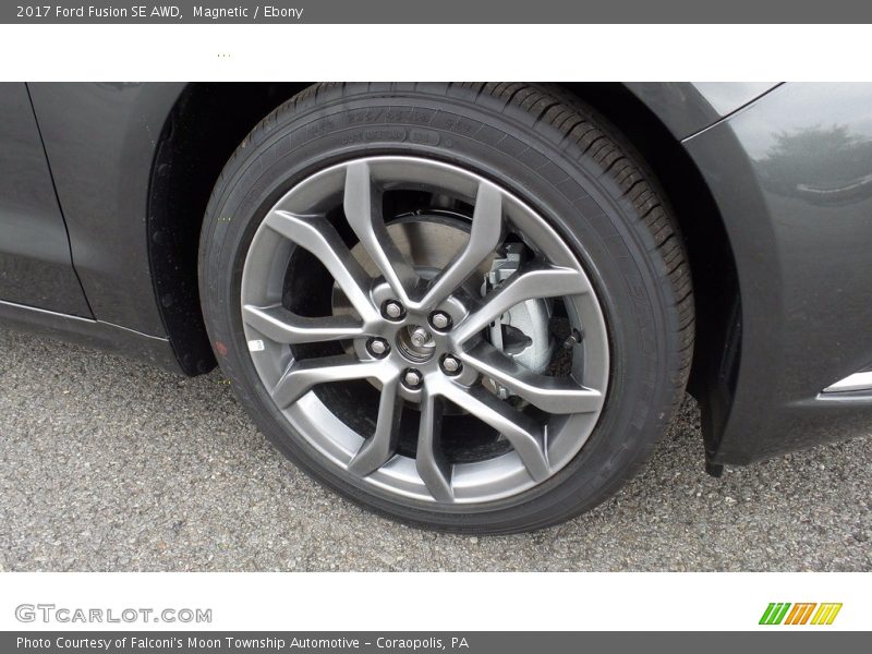  2017 Fusion SE AWD Wheel