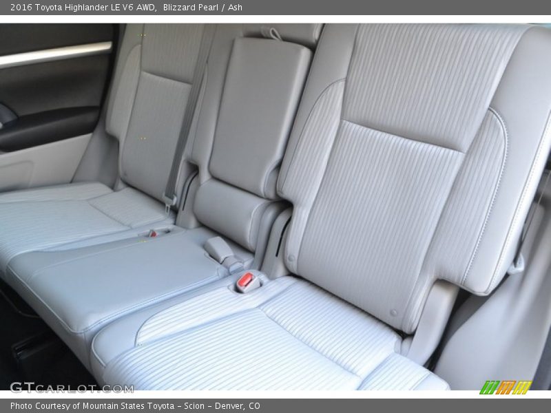 Blizzard Pearl / Ash 2016 Toyota Highlander LE V6 AWD