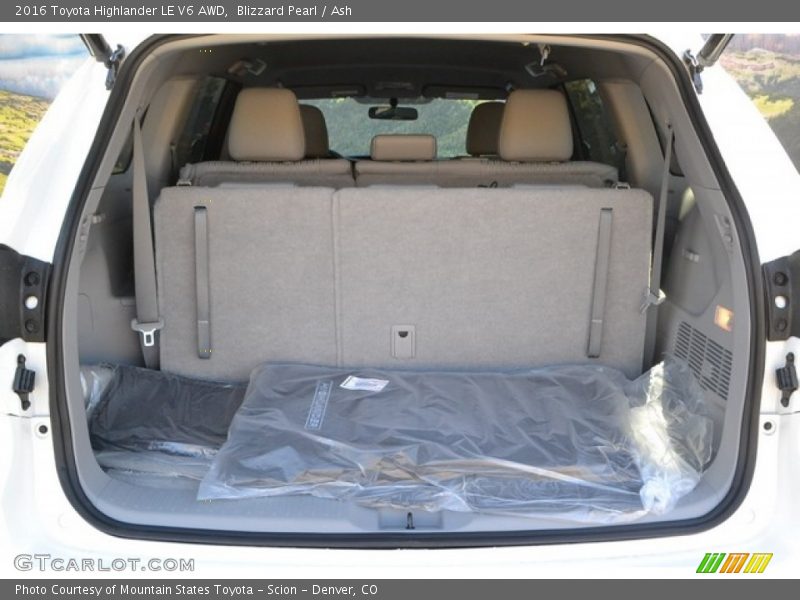Blizzard Pearl / Ash 2016 Toyota Highlander LE V6 AWD