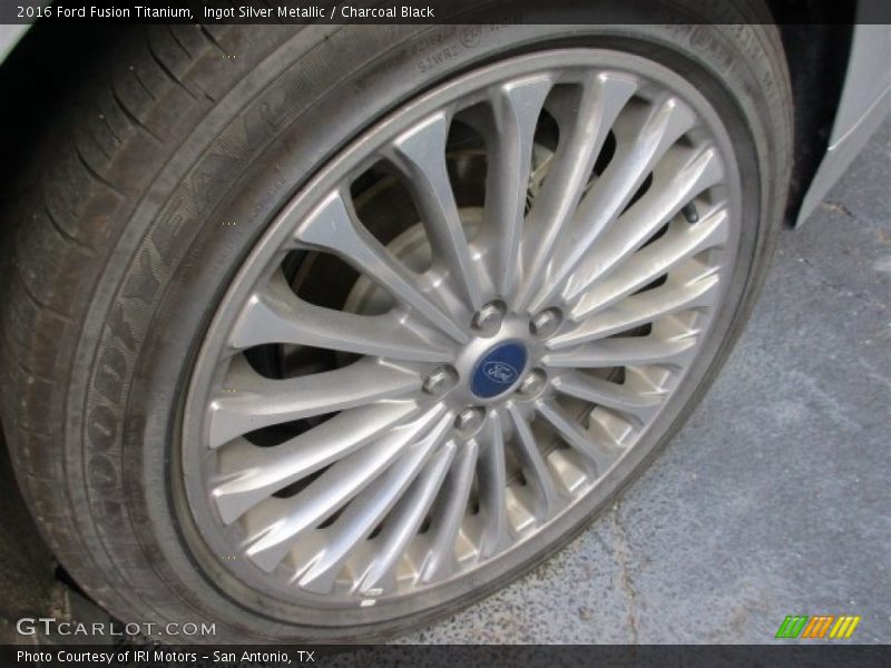 Ingot Silver Metallic / Charcoal Black 2016 Ford Fusion Titanium