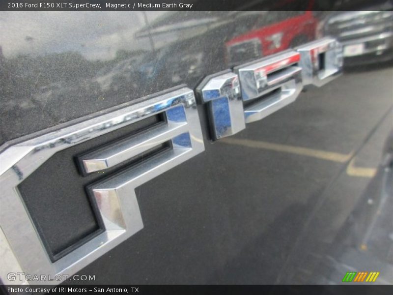Magnetic / Medium Earth Gray 2016 Ford F150 XLT SuperCrew