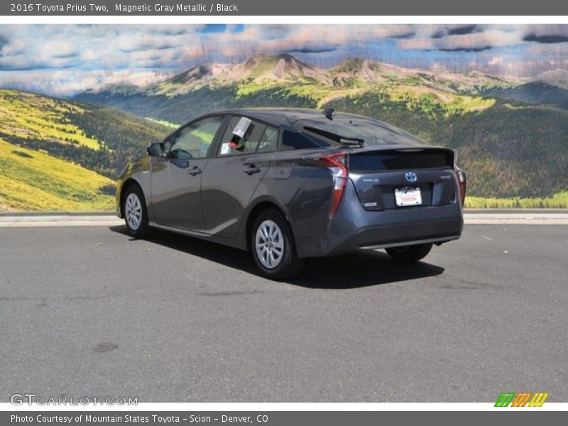 Magnetic Gray Metallic / Black 2016 Toyota Prius Two
