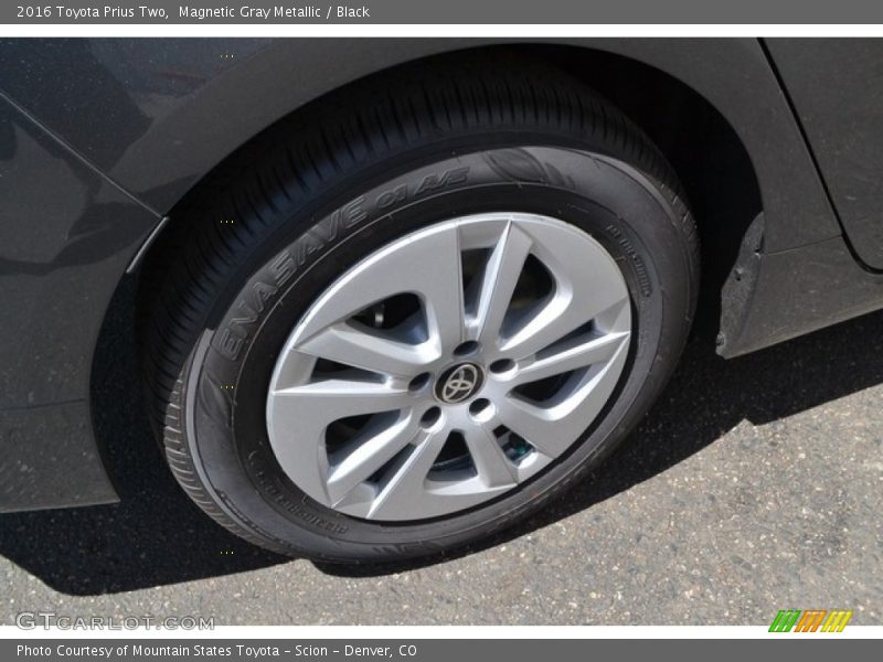 Magnetic Gray Metallic / Black 2016 Toyota Prius Two