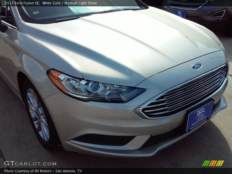 White Gold / Medium Light Stone 2017 Ford Fusion SE