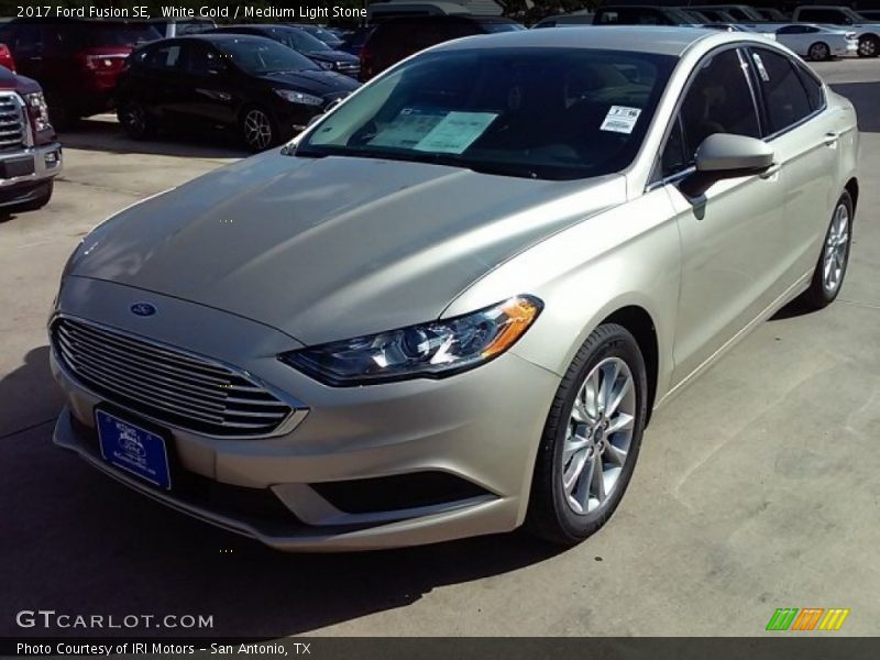 White Gold / Medium Light Stone 2017 Ford Fusion SE