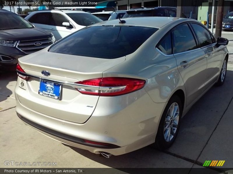 White Gold / Medium Light Stone 2017 Ford Fusion SE