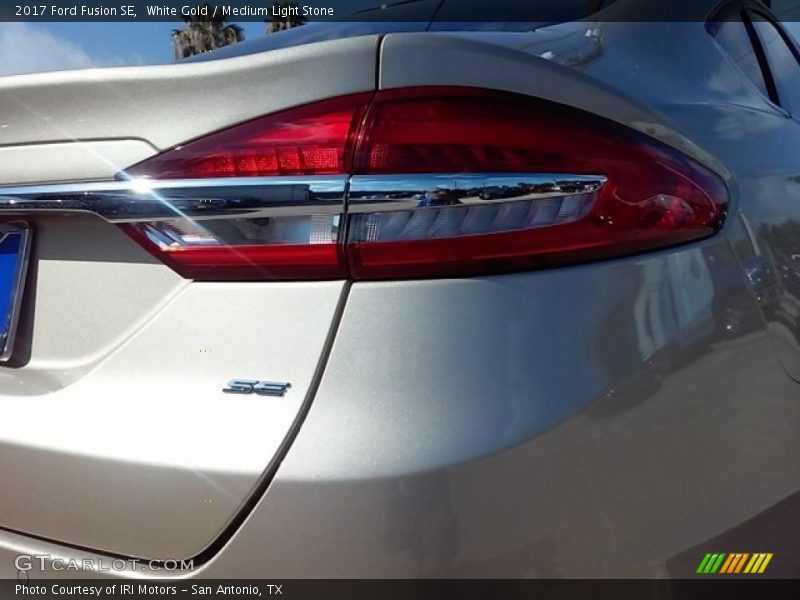 White Gold / Medium Light Stone 2017 Ford Fusion SE
