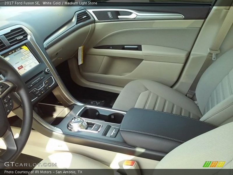 White Gold / Medium Light Stone 2017 Ford Fusion SE