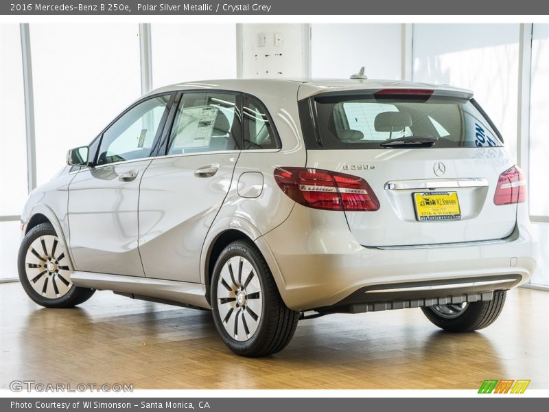 Polar Silver Metallic / Crystal Grey 2016 Mercedes-Benz B 250e