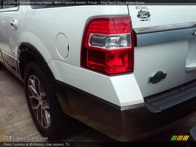 White Platinum Metallic Tricoat / King Ranch Mesa Brown/Ebony 2016 Ford Expedition King Ranch