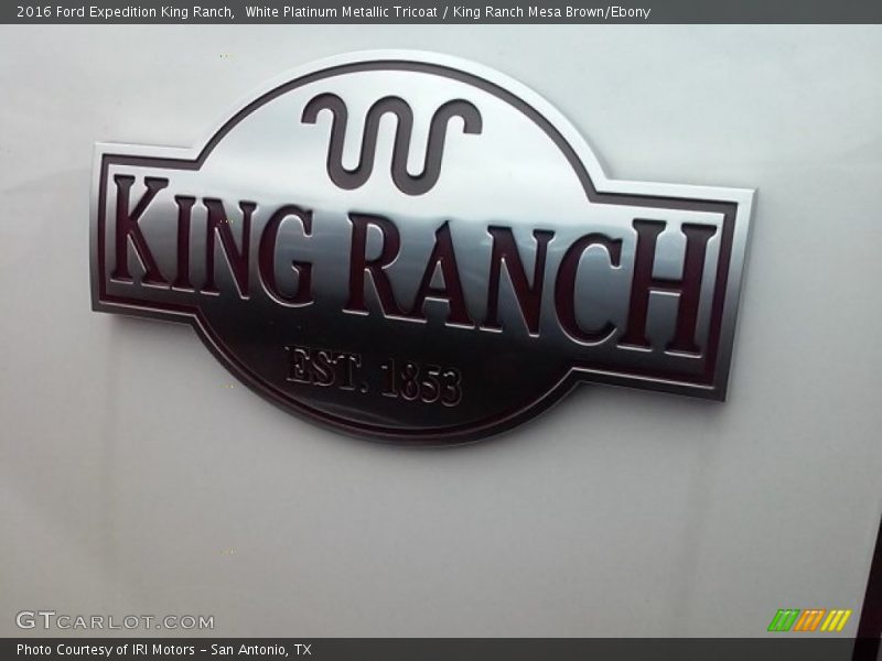 White Platinum Metallic Tricoat / King Ranch Mesa Brown/Ebony 2016 Ford Expedition King Ranch