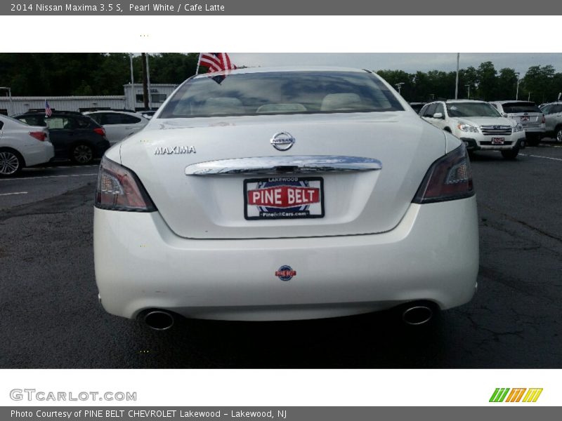 Pearl White / Cafe Latte 2014 Nissan Maxima 3.5 S