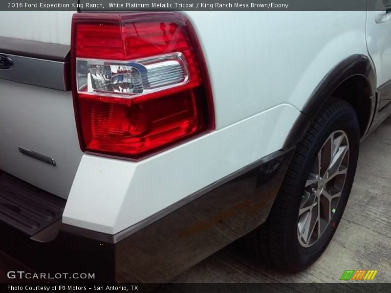 White Platinum Metallic Tricoat / King Ranch Mesa Brown/Ebony 2016 Ford Expedition King Ranch