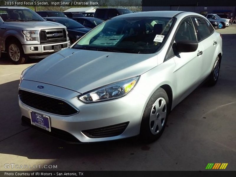 Ingot Silver / Charcoal Black 2016 Ford Focus S Sedan