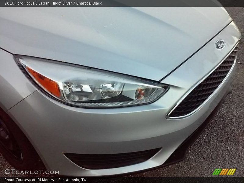 Ingot Silver / Charcoal Black 2016 Ford Focus S Sedan