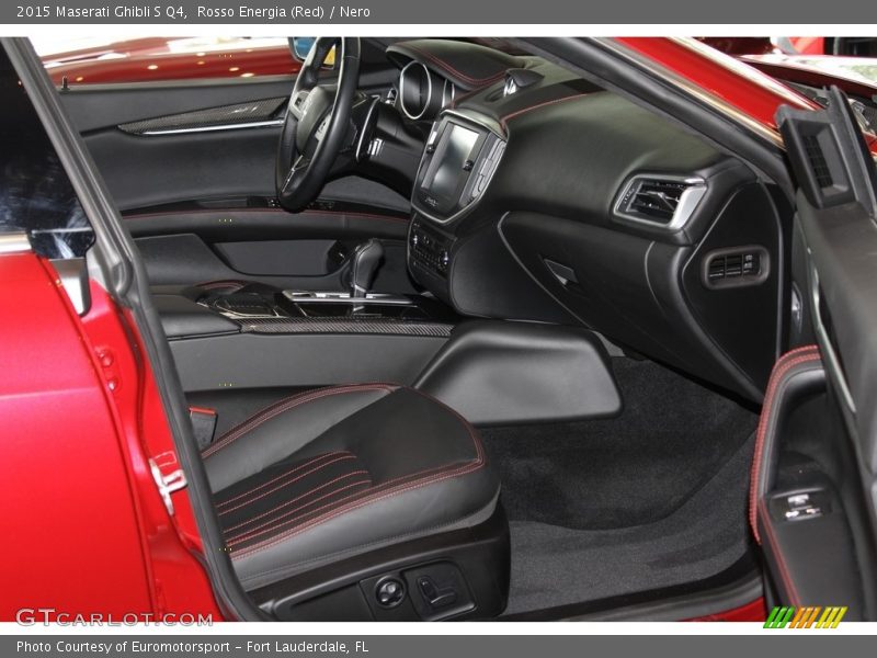 Rosso Energia (Red) / Nero 2015 Maserati Ghibli S Q4