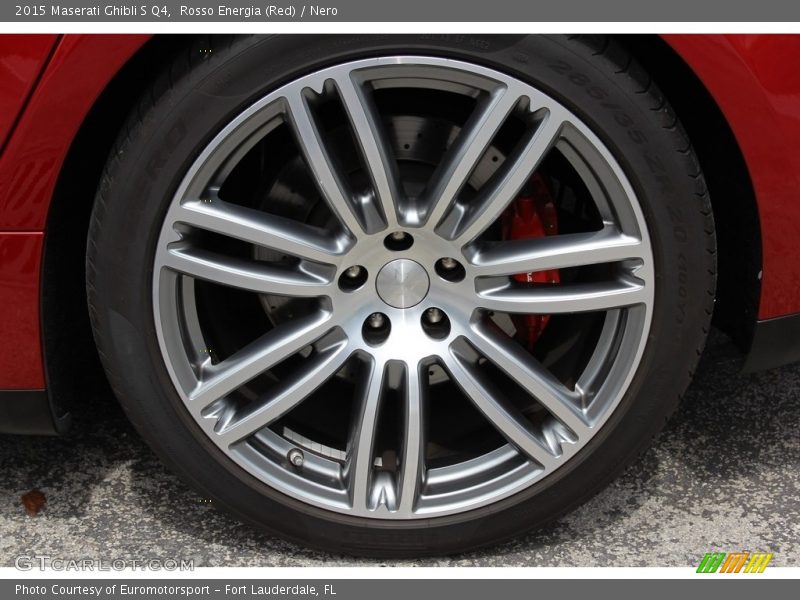 Rosso Energia (Red) / Nero 2015 Maserati Ghibli S Q4