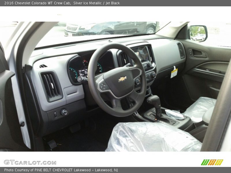 Silver Ice Metallic / Jet Black 2016 Chevrolet Colorado WT Crew Cab